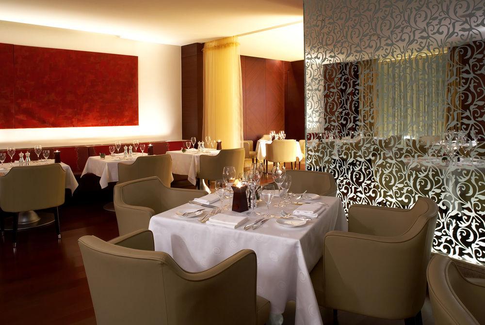 เดอะ ริตซ์-คาร์ลตัน ปักกิ่ง Hotel ภายนอก รูปภาพ